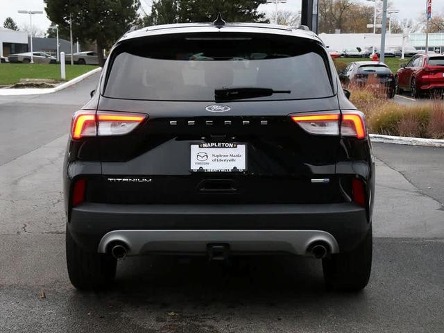 2020 ford escape titanium