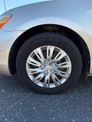 2009 toyota camry le