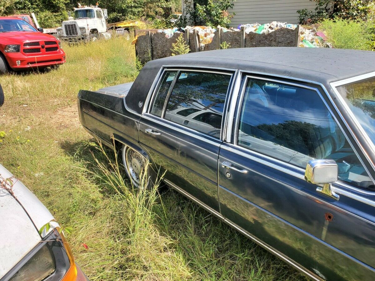 1985 cadillac fleetwood sedan blue rwd automatic brougham