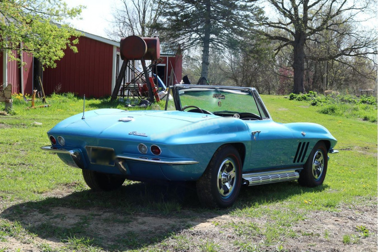 1965 chevrolet corvette stingray convertible