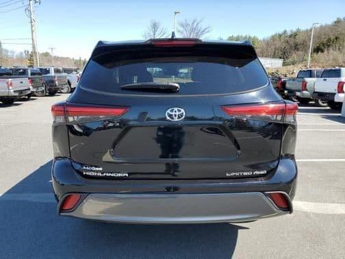 2021 toyota highlander limited in claremont, new hampshire