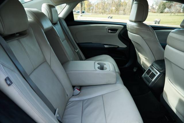 2013 toyota avalon xle