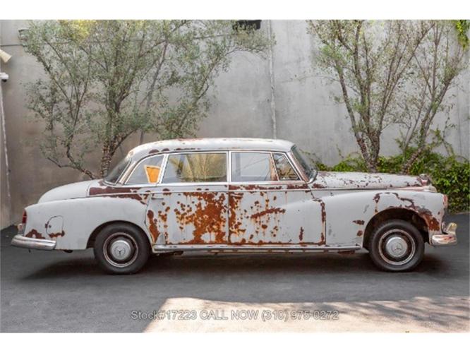 1961 mercedes-benz 300d in beverly hills, california