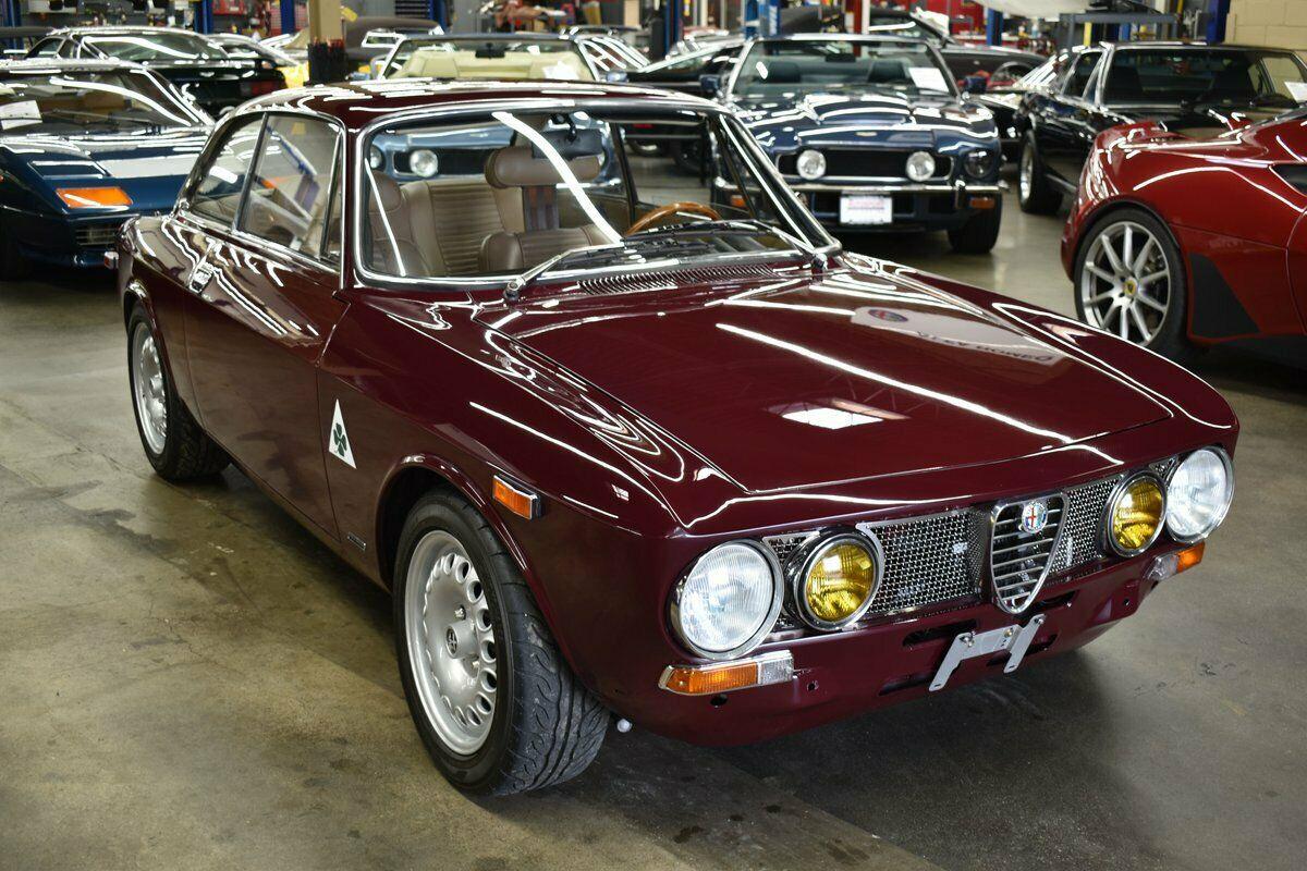 1974 alfa romeo 2000 gtv 19514 miles maroon tan leather