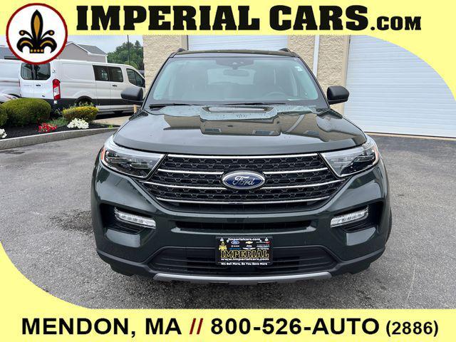 2023 ford explorer xlt
