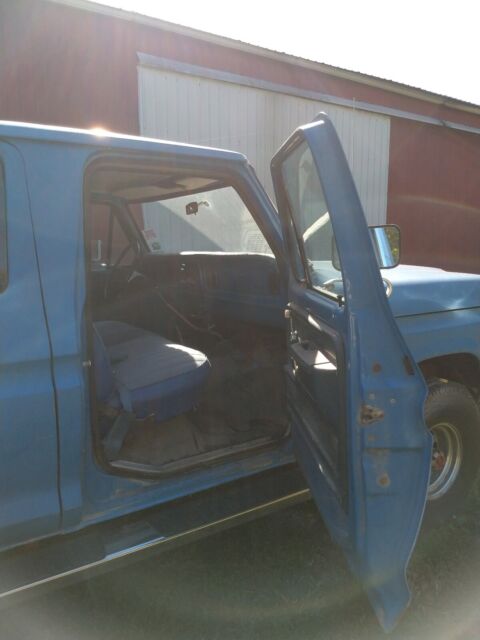 1975 ford f250 crew cab dent side pickup blue 4wd manual custom