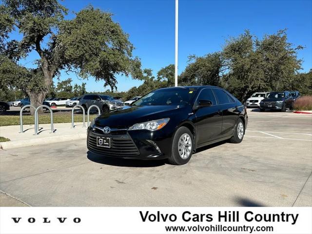 2017 toyota camry hybrid le
