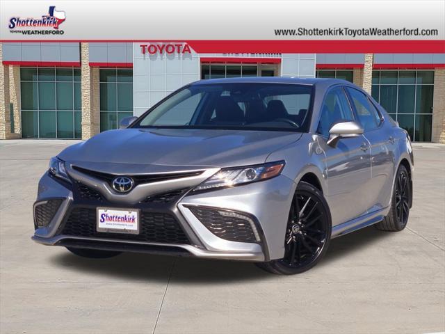 2022 toyota camry xse