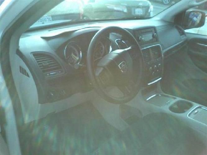 2012 dodge grand caravan passenger sxt minivan 4d in long beach, ca