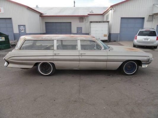 1961 oldsmobile 88 wagon