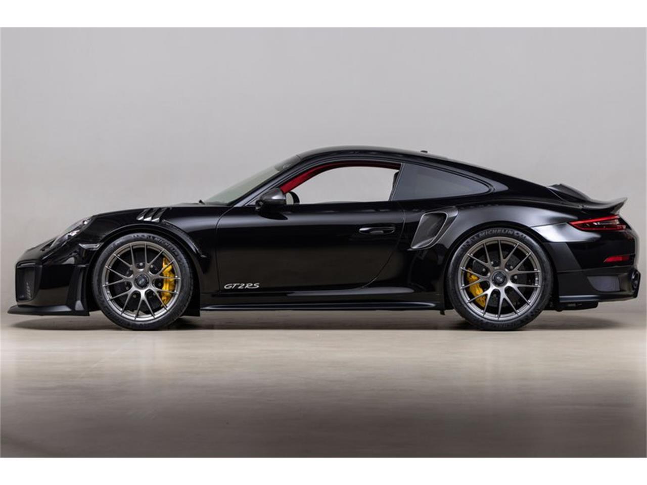 2018 porsche 911 gt2 rs