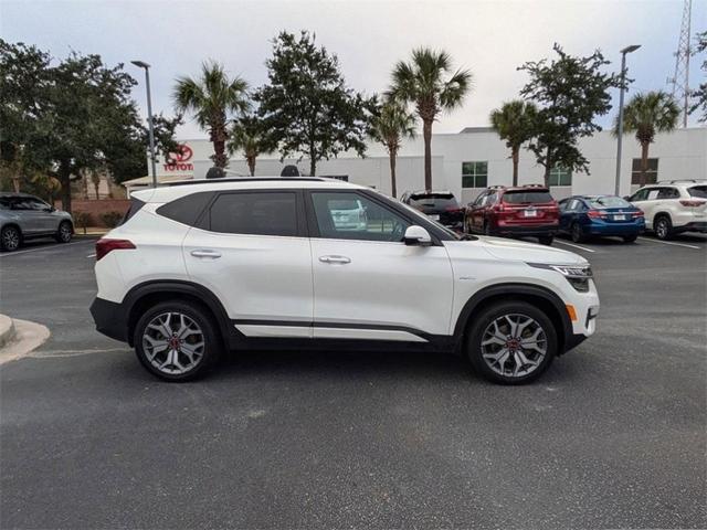 2021 kia seltos sx