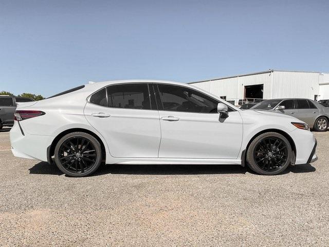 2024 toyota camry hybrid xse