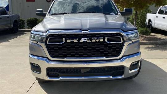 new 2025 ram 1500 big horn crew cab 5'7" box 4wd