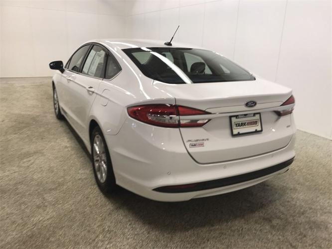 used 2017 ford fusion se toledo, oh 43615 for sale in toledo, ohio