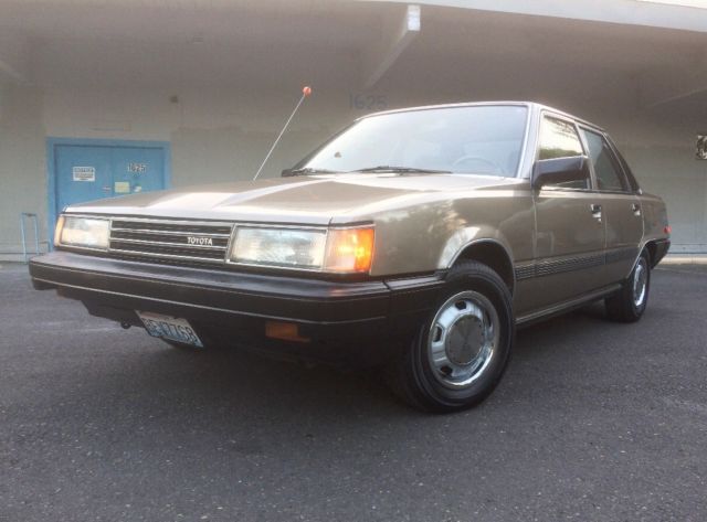 1986 toyota camry dlx 5-speed manual *2nd owner* all original