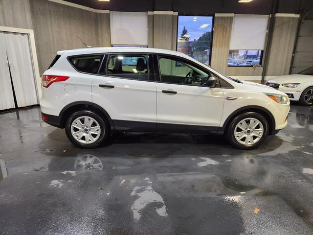 2016 ford escape s