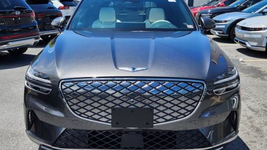 2023 genesis electrified gv70 base