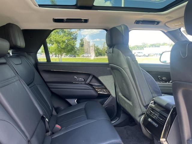 2023 land rover range rover sport se