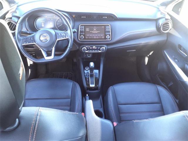 2019 nissan kicks sr