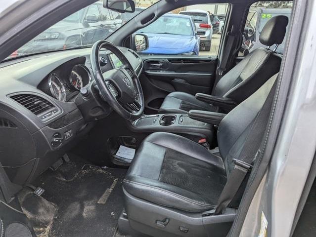 2016 dodge grand caravan sxt