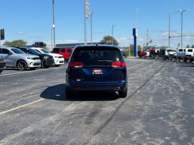 2019 chrysler pacifica touring plus