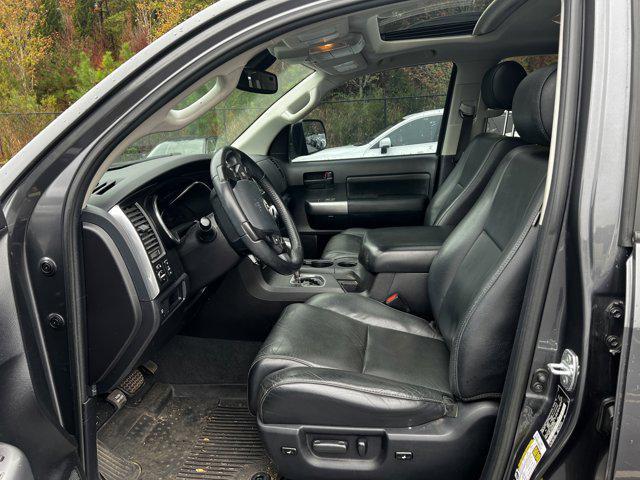 2019 toyota sequoia trd sport