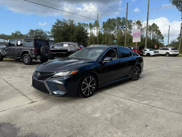 2018 toyota camry se