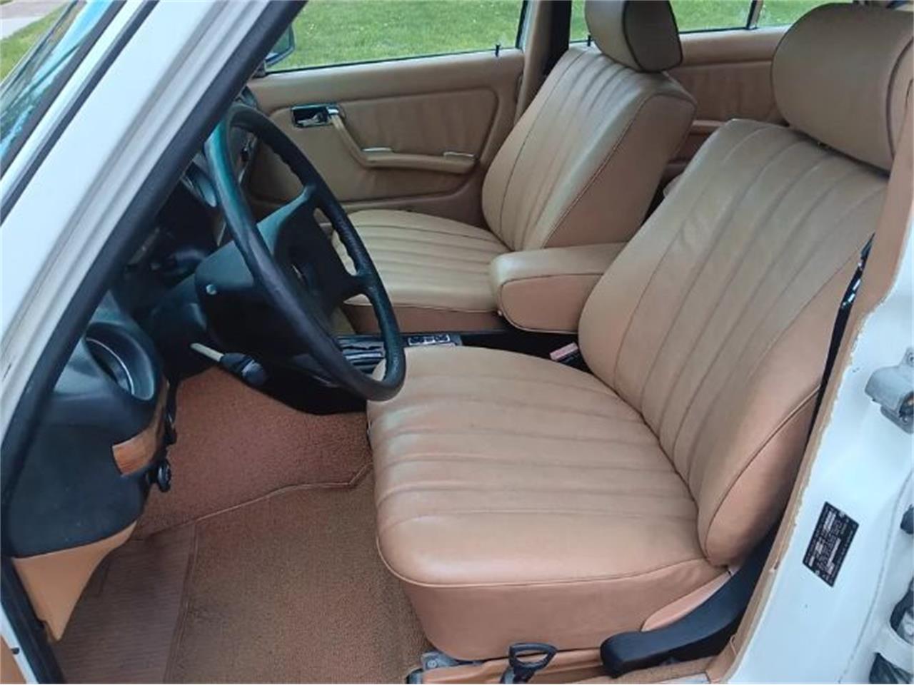 1981 mercedes-benz 300d