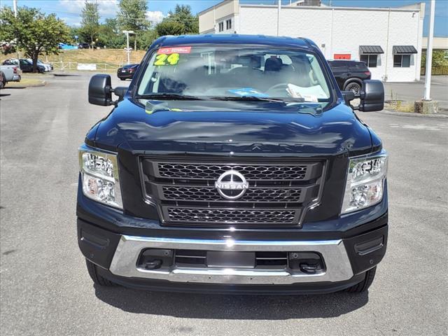 2024 nissan titan sv
