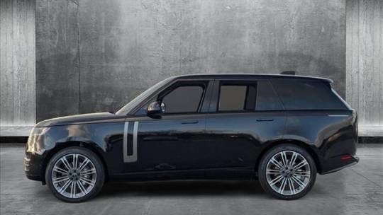 2025 Land Rover titanium