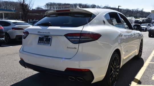 2024 Maserati Levante