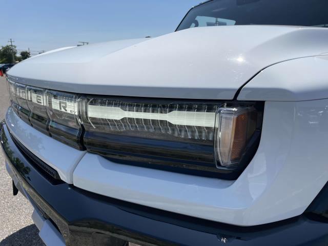 2024 gmc hummer ev base