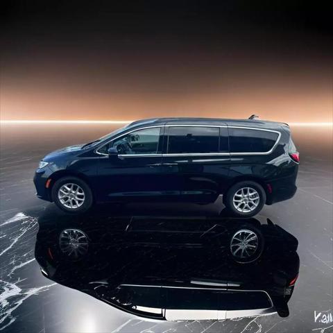 2022 chrysler pacifica touring l