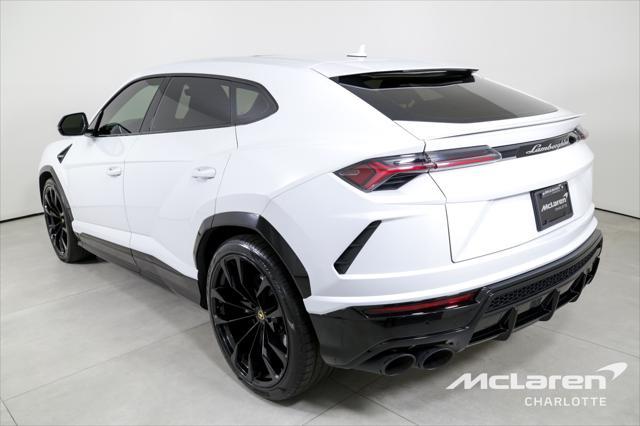 2022 lamborghini urus pearl capsule