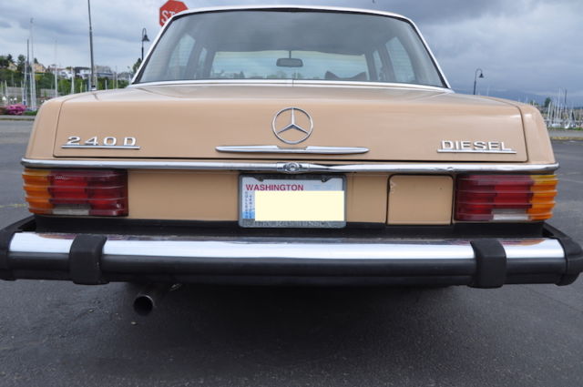 1976 mercedes-benz w115 220d