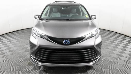 2022 Toyota Sienna xle