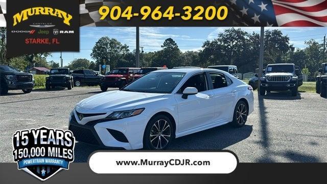 2020 toyota camry se