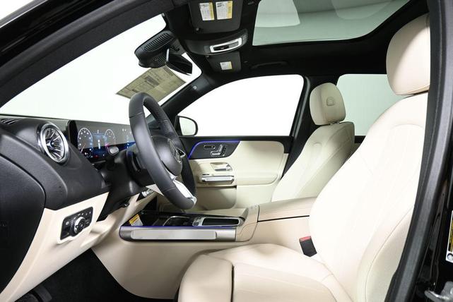 2025 mercedes-benz glb 250 base 4matic