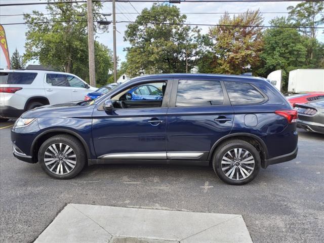 2020 mitsubishi outlander es