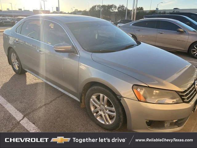 2013 volkswagen passat 2.0 tdi se w/ sunroof