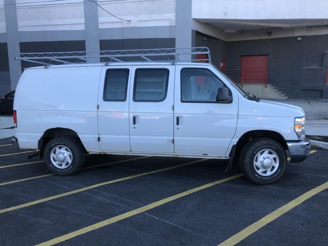 2013 ford e250 cargo
