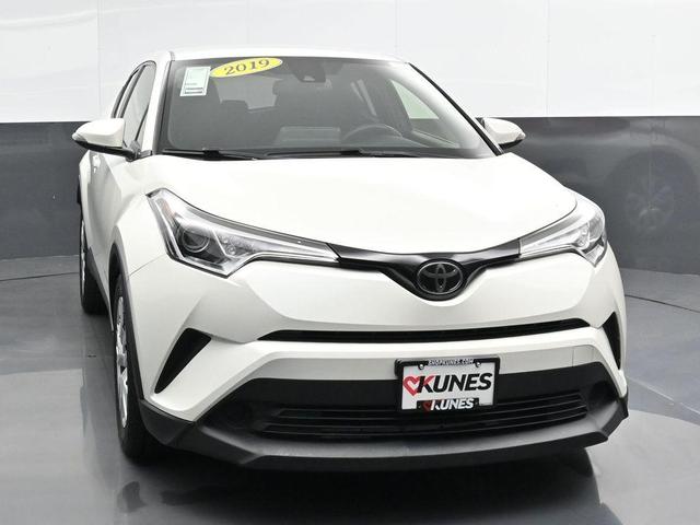 2019 toyota c-hr le