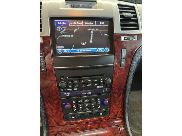 2012 cadillac escalade ext premium