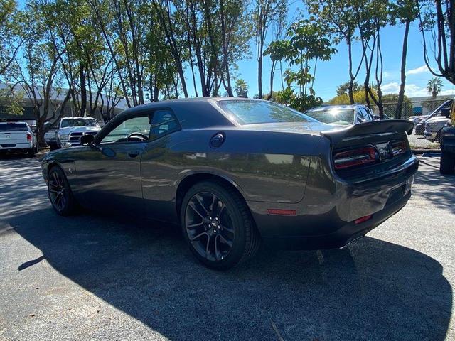 2022 dodge challenger r/t scat pack