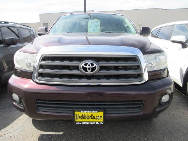 2012 toyota sequoia sr5
