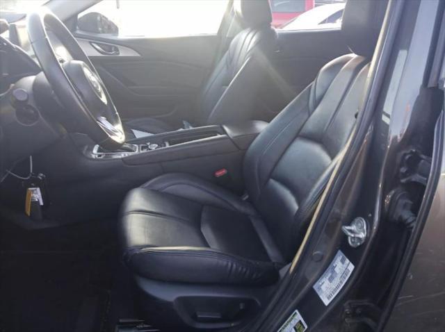 2018 mazda mazda3 touring