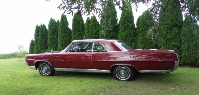 pontiac bonneville 2-door hardtop