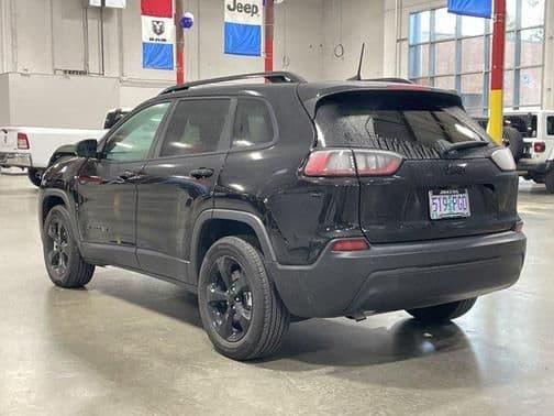 2023 jeep cherokee altitude lux in charbonneau, oregon