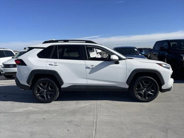 2022 toyota rav4 adventure